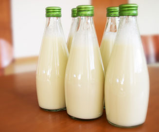 botellas de leche